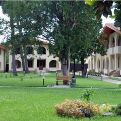 Клуб-отель Дельфин, Пицунда