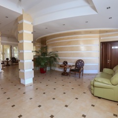 Клуб-отель Дельфин, Пицунда