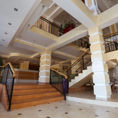 Клуб-отель Дельфин, Пицунда