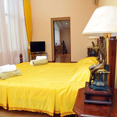 Клуб-отель Дельфин, Пицунда