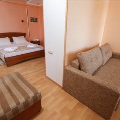 Клуб-отель Дельфин, Пицунда