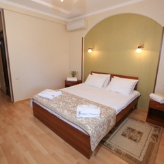 Клуб-отель Дельфин, Пицунда