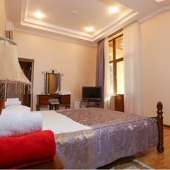 Клуб-отель Дельфин, Пицунда