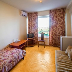 Пансионат Литфонд, Пицунда