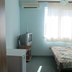 Гостиница Мега, Гагра