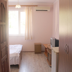 Гостиница Мега, Гагра