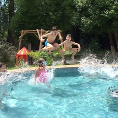 Пансионат Ривьера, Пицунда