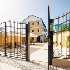 Гостевой дом Апра, Гудаута