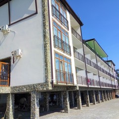 Гостиница Белые скалы, Гагра