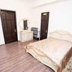 Гостиница Сан-Сиро / San-Siro Hotel, Гудаута