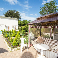 Гостиница Белые скалы, Гагра