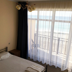 Гостиница Белые скалы, Гагра