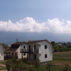 Коттеджный комплекс Чистая Вода, Пицунда