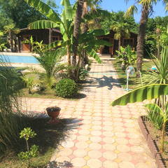 Отель Оазис, Гагра