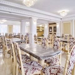 Гостиница Папа, Гагра