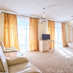 Гостиница Папа, Гагра