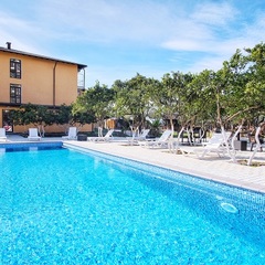 Гостиница Папа, Гагра