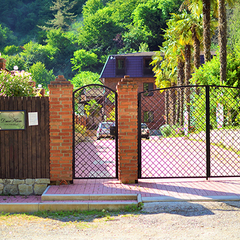 Отель Джанат, Сухум