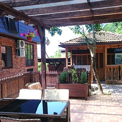 Отель Джанат, Сухум