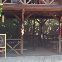 Гостевой дом Алекса (бывш. У Александры), Пицунда