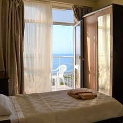 Отель Орхидея, Гагра