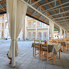 Гостиница Никополи, Гудаута