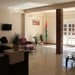 Гостиница Никополи, Гудаута