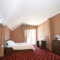 Гостиница Никополи, Гудаута