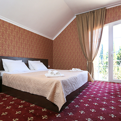 Гостиница Никополи, Гудаута