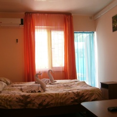 Гостевой дом Бархатный сезон, Новый Афон