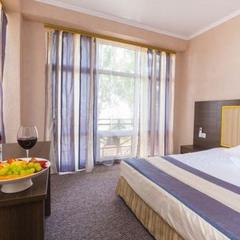 Отель Напра СПА / Napra SPA Hotel, Гагра