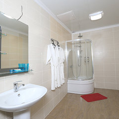 Гостиница Никополи, Гудаута