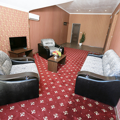 Гостиница Никополи, Гудаута