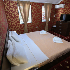 Гостиница Никополи, Гудаута