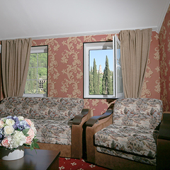 Гостиница Никополи, Гудаута