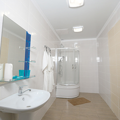 Гостиница Никополи, Гудаута