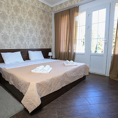 Гостиница Никополи, Гудаута