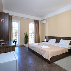 Гостиница Никополи, Гудаута