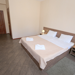 Гостиница Никополи, Гудаута