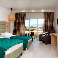 Клуб-отель Аквамарин, Гагра