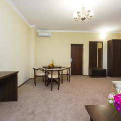 Отель Золотой якорь, Гудаута