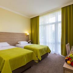 Отель Золотой якорь, Гудаута