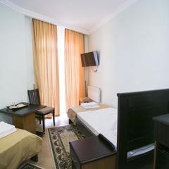 Отель Акра, Сухум