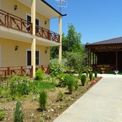 Гостиница У Манвела, Гагра