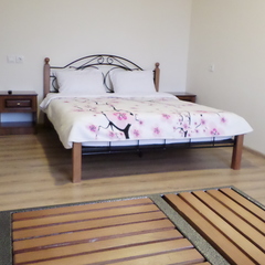 Отель Лайм, Сухум