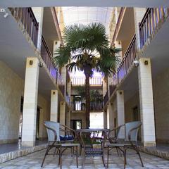 Отель Весна / Vesna, Сухум