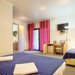 Отель Весна / Vesna, Сухум