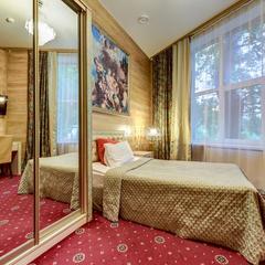 Гостиница Sunflower River Hotel, Москва, Московская область