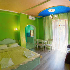 Гостевой дом Усадьба Сад, Алушта, Крым