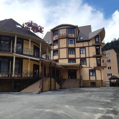 Отель Кураж, Домбай, Республика Карачаево-Черкесия 